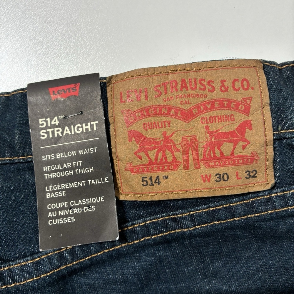 NEW Levi's 514 Jeans 30x32 Straight Blue Faded Whiskers Denim Cowboy USA NWT - Picture 4 of 7